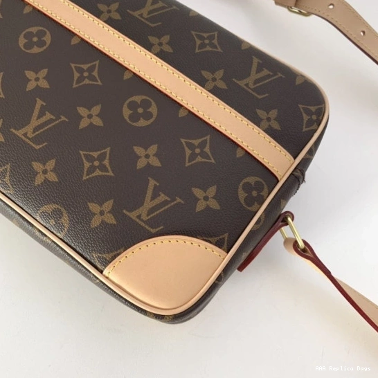 Aaa replica bags BAG MESSENGER VUITTON LOUIS 0808